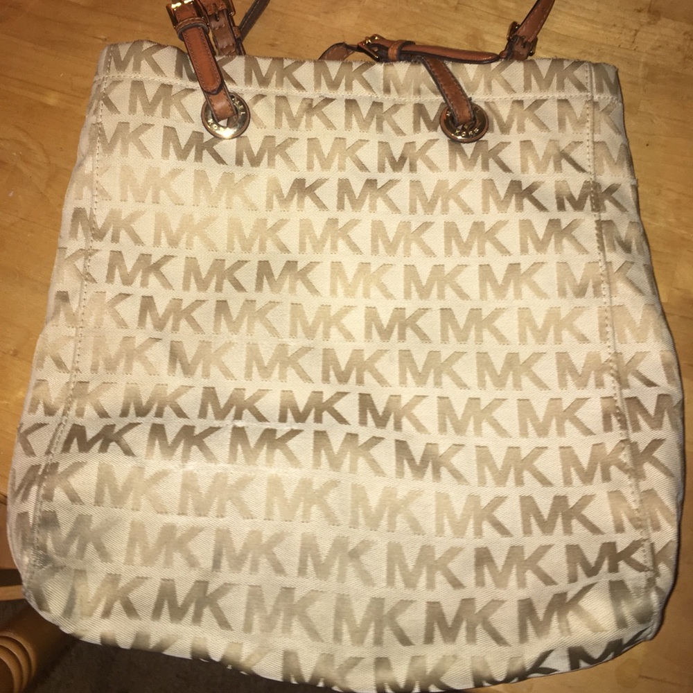 Michael kors purse used